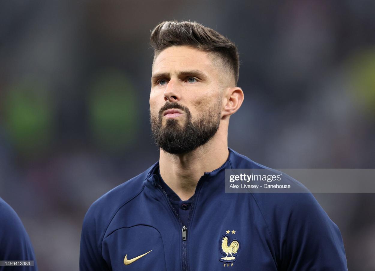Giroud prior to facing Argentina in the 2022 <strong><a  data-cke-saved-href='https://www.vavel.com/en/football/2022/05/06/crystal-palace/1110785-former-u17-world-cup-winner-set-to-leave-crystal-palace-with-several-clubs-interested.html' href='https://www.vavel.com/en/football/2022/05/06/crystal-palace/1110785-former-u17-world-cup-winner-set-to-leave-crystal-palace-with-several-clubs-interested.html'>World Cup</a></strong> final. (Photo by Alex Livesey - Danehouse/Getty Images)