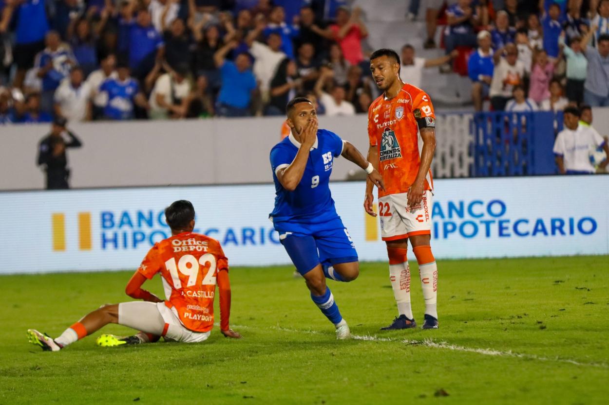 Goles y Resumen del El Salvador 1-1 Pachuca en Amistoso | 30/03/2025 ...