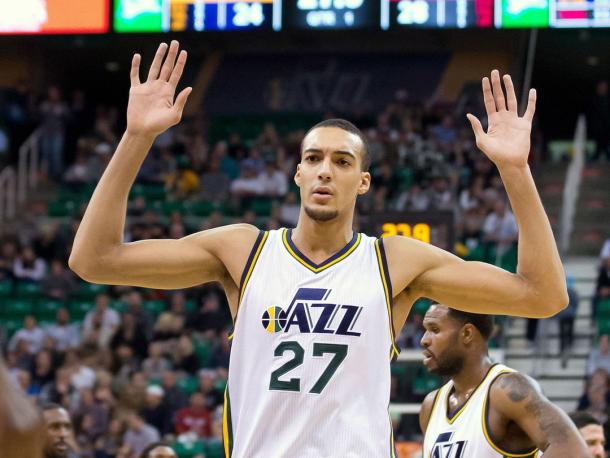 Rudy Gobert stands tall to make sure not to let get anything past him. Photo: Russ Isabella/USA-TODAY Sports