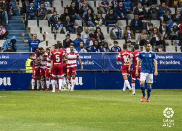 Los jugadores del Granada celebran el gol de Fede Vico ante las cámaras. | Imagen: La Liga