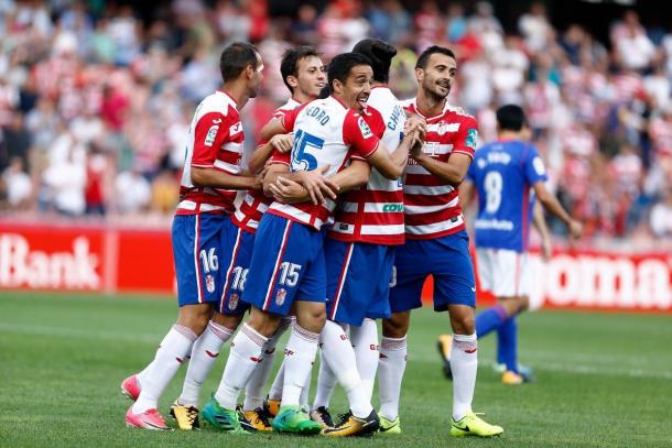 Los jugadores del Granada celebran uno de los goles cosechados ante el Real Oviedo. | Foto: Granada C. F.