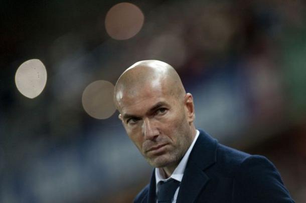 Zinedine Zidane sulla panchina del Real Madrid | Foto: gettyimages
