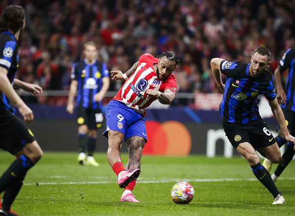 Depay haciendo el segundo gol después de asistencia de Kike/ Foto: Club Atlético de Madrid 