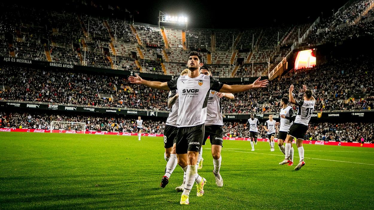Guedes celebrando en Mestalla | Foto: Valencia CF