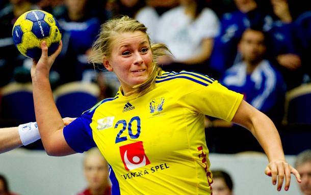 Isabelle Gullden en un encuentro con su selección. Foto: kezilabda-live.hu