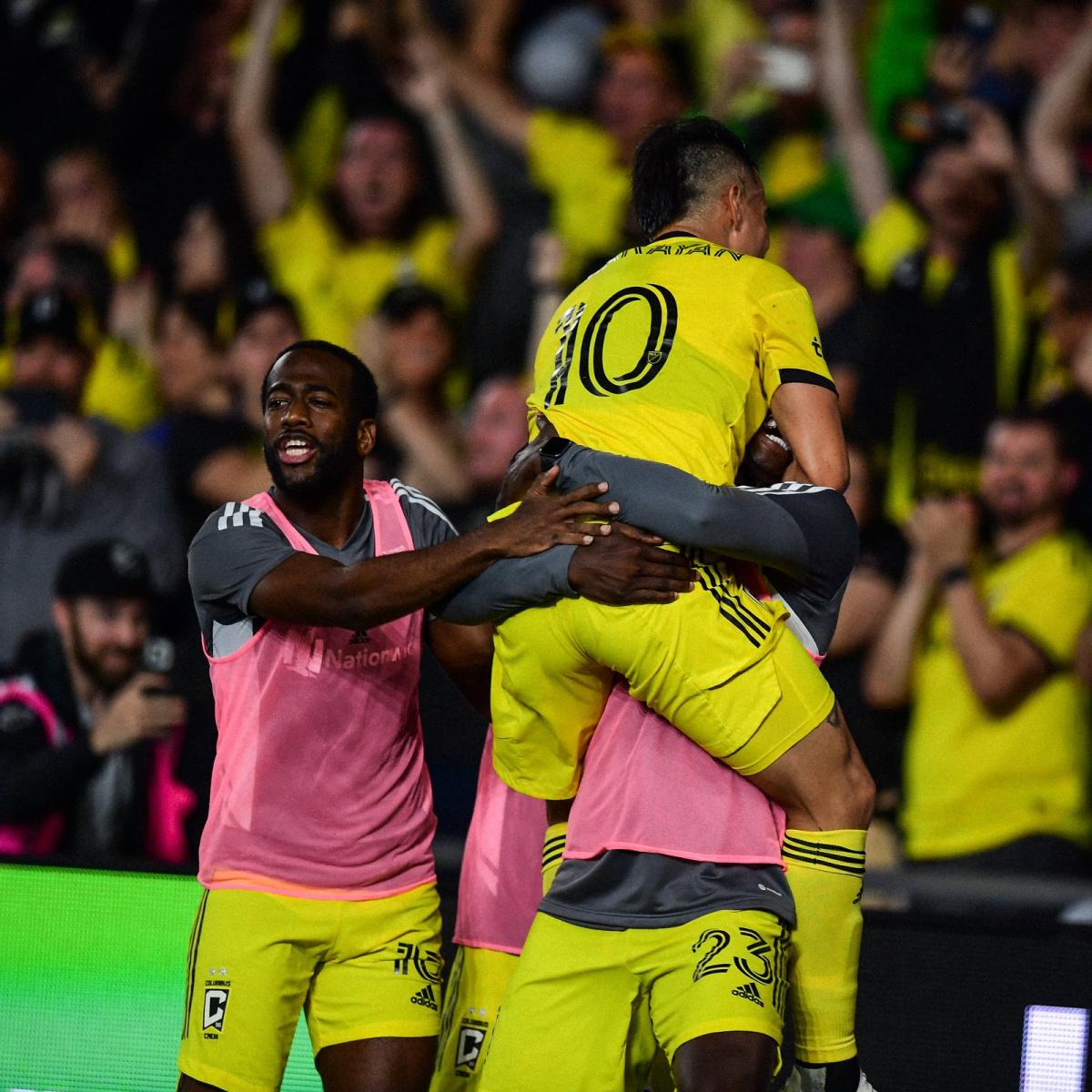 Zelarayan celebrates with teammates after converting a penalty kick. Photo courtesy of The Columbus Crew
