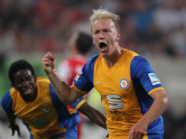 Nielsen celebrates a goal during his time with Braunschweig. (Image credit: kicker)