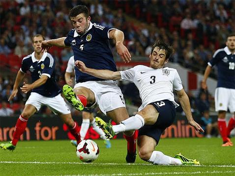 Hanley challenges Baines in tie at Wembley (Photo: rovers.co.uk)