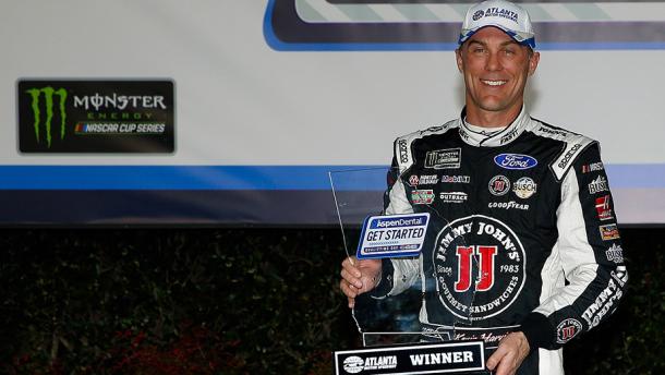 Kevin Harvick wins the Coors Light Pole Award | Picture Credit: nascar.com