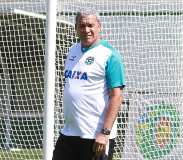 Hélio destacou campanha do Avaí na CdB até agora (Foto: Rosiron Rodrigues/Goiás EC)