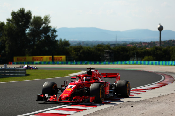 Vettel durante la carrera en Hungría | Getty Images Europe.