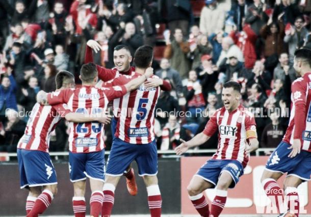 jugadores del Girona celebrando un gol / Foto: Andrea Ruiz (VAVEL)