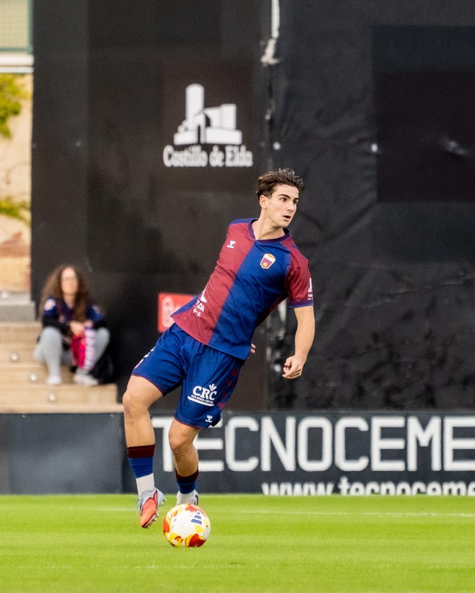 El Eldense se lleva tres puntos de oro en el descuento - VAVEL España