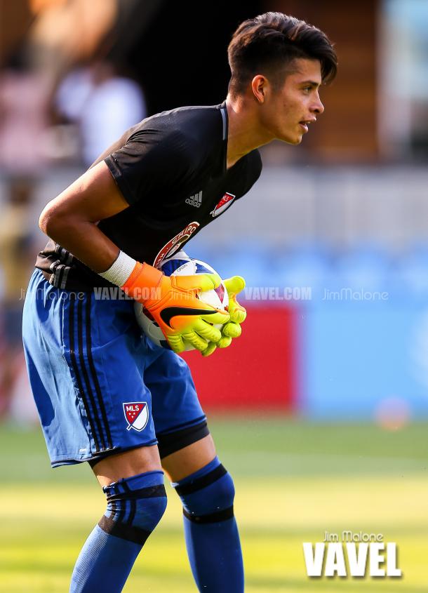 MLS Homegrown goalkeeper, Jesse González, warms up prior to the game