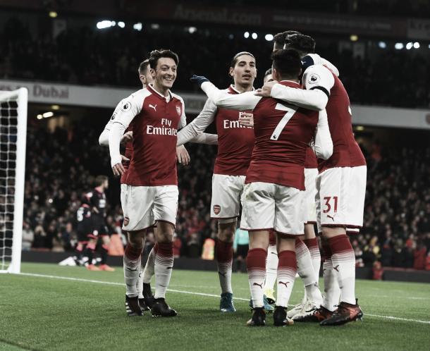 Arsenal goleó 5-0 al Huddersfield | Foto: Arsenal