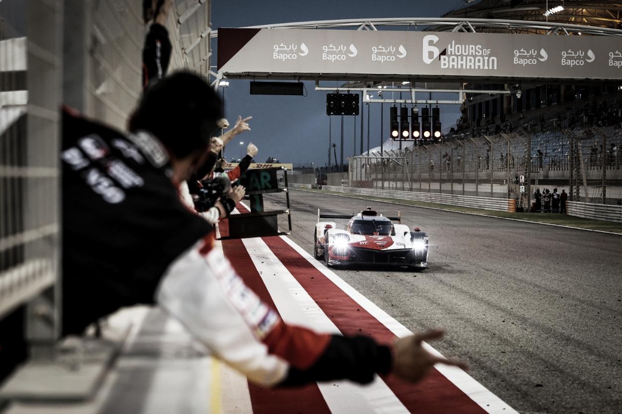 Kobayashi llegando a llegando a la meta en bahrein: Foto Toyota Gazoo Racing 