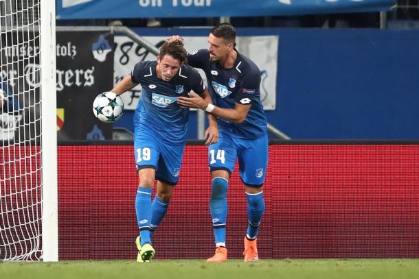 Uth y Wagner celebrando el gol de su equipo. Fuente: Hoffenheim