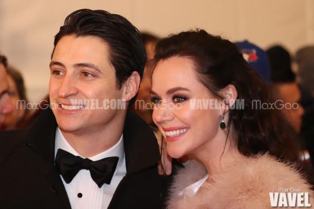 On the red carpet with the Prince and Princess of Canada: Scott Moir and Tessa Virtue pose for a photo together on the red carpet.