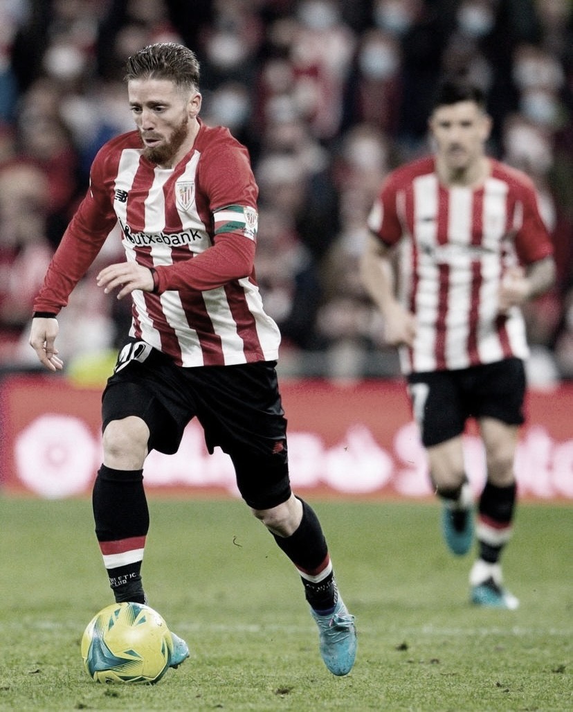 Muniain conduce el balón | Fuente: Cuenta oficial del Athletic en Instagram