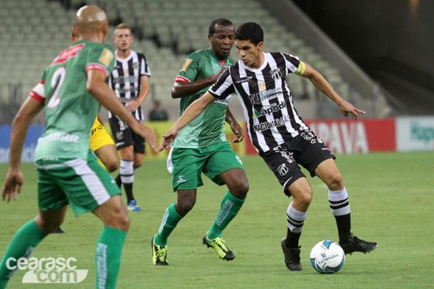 Clubes se enfrentaram em 2015, pela Copa do Nordeste; na ocasião, Ceará levou a melhor (Foto: Christian Alekson / CearaSC.com)