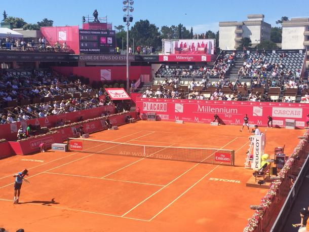 Frederico Silva and Nicolas almagro fighting for a place on the second round. (Pedro Cunha/VAVEL)