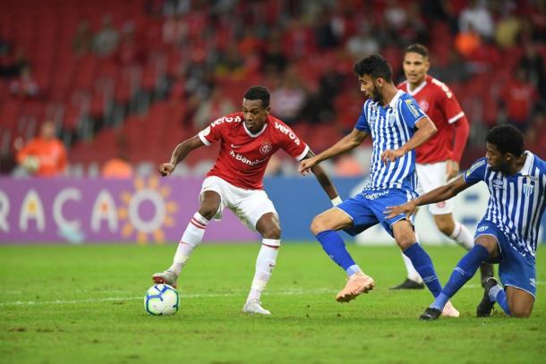 Avaí dominou Inter na primeira etapa, mas foi incapaz de marcar no Beira-Rio (Foto: Ricardo Duarte/SC Internacional)