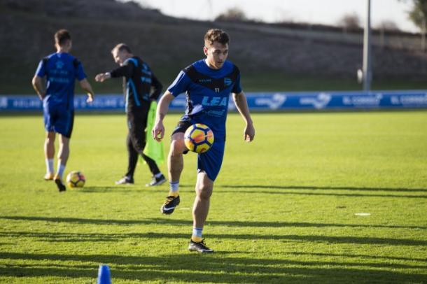 Ibai Gómez durante un entrenamiento de esta semana | Deportivoalavés.com