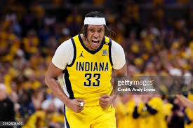 Indiana Pacers reacts to 111-106 game win against the New York Knicks in Game 3 of the NBA Playoff semi finals | Photo: Getty Images