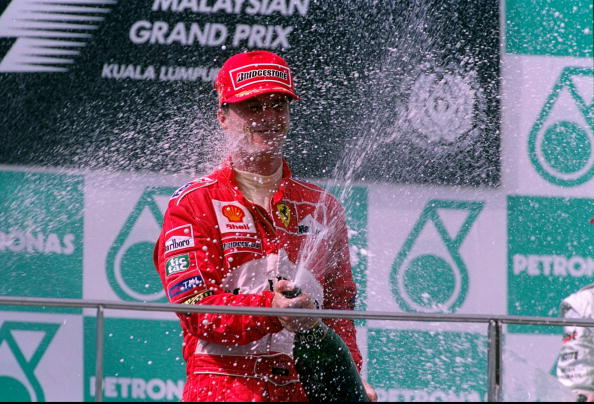 Eddie Irvine venceu o primeiro GP malaio, em 1999 (Foto: Mark Thompson/Getty Images)