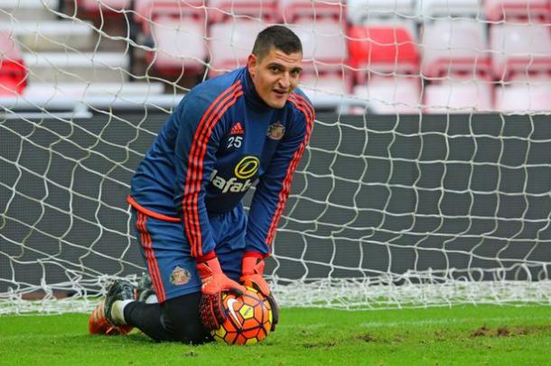 It's been a frustrating run for Mannone and his team. | Photo: Chronicle Live