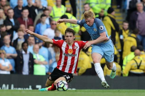 Donald Love targeting Sunderland's right-back role following move from Manchester United | photo: nvs24.com