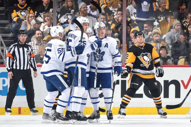 The Maple Leafs celebrate James van Riemsdyk (25, centre) giving Toronto a 2-0 lead just 1:42 into the game. Photo: Joe Sargent/Getty Images