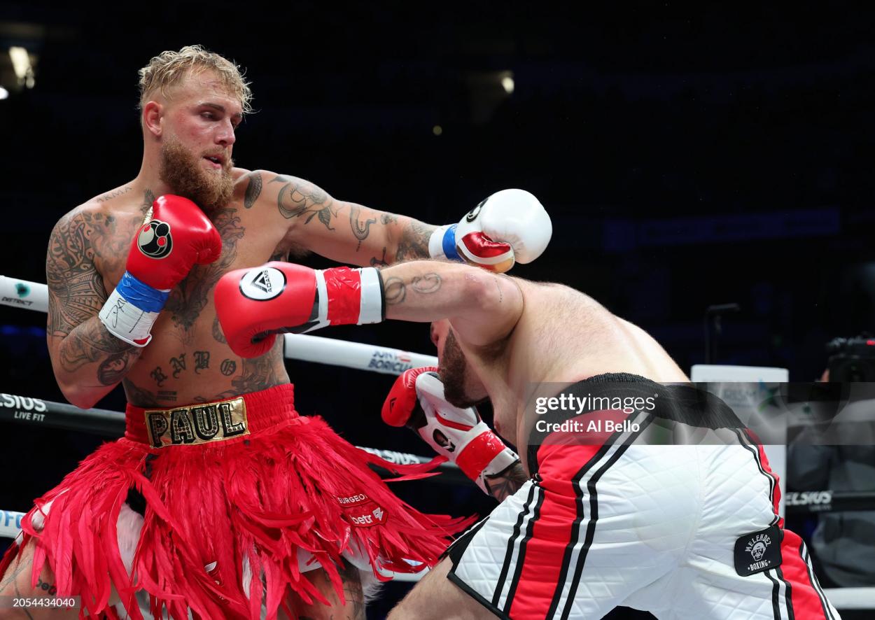 HATO REY, PUERTO RICO - MARCH 02: Jake Paul punches Ryan Bourland during their cruiserweight fight at Coliseo de <strong><a href='https://www.vavel.com/en-us/nba/2021/01/28/1056951-it4-to-play-with-team-usa.html'>Puerto Rico</a></strong> on March 02, 2024 in Hato Rey, Puerto Rico. (Photo by Al Bello/Getty Images)