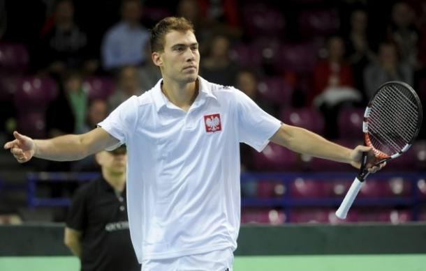 Jerzy Janowicz frustrated during the Davis Cup. Photo: PAP