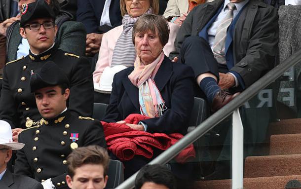 Francoise Durr watching the action at Day Three of the French Open in 2016 (Getty/Jean Catuffe)