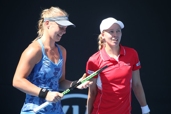 Bertens and Larsson discusses tactics during their Australian Open campaign | Photo: Pat Scala/Getty Images AsiaPac