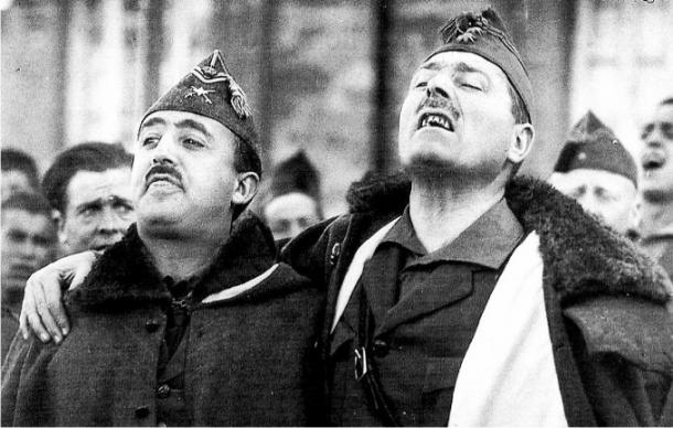 Franco y Astray vestidos como legionarios. Fuente: Wikicomons