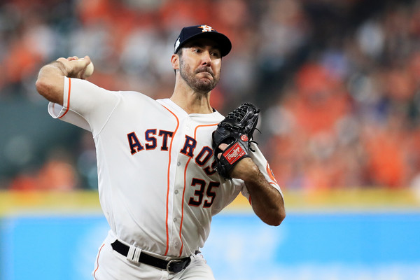 Verlander has established himself as the playoffs best starter in 2017/Photo: Ronald Martinez/Getty Images