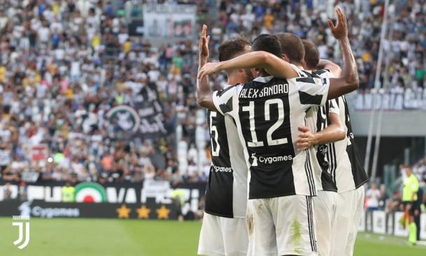 Serie A, la Juventus fatica per un tempo poi travolge il Crotone Serie A, la Juventus fatica per un tempo poi travolge il Crotone