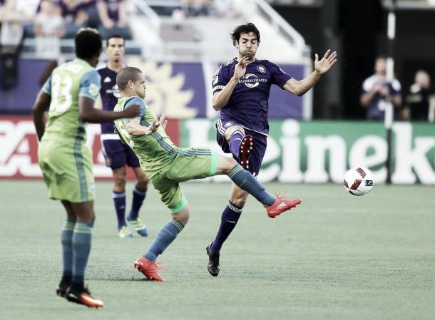 Kaká was kept quiet by the Sounders midfield | Source: seattletimes.com