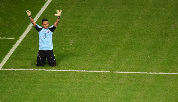 Keylor Navas during a penalty shootout during the 2014 World Cup in Brazil / Laurence Griffiths - Getty Images