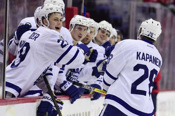 The Maple Leafs celebrate Kapanen's first goal of the night. Photo: Patrick McDermott/Getty Images