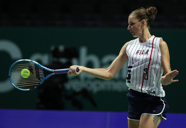 Karolina Pliskova practices in the Singapore Indoor Stadium ahead of the tournament | Photo: Yong Teck Lim/Getty Images AsiaPac