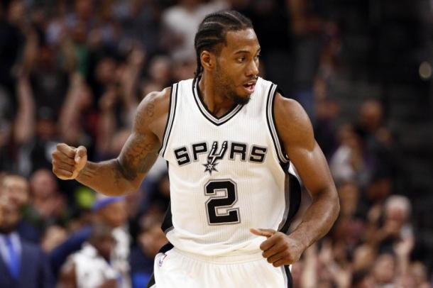 Kawhi Leonard's 2nd straight Defensive Player of the Year award proves how dominant of a defender he is (Soobum Im/USA TODAY Sports)