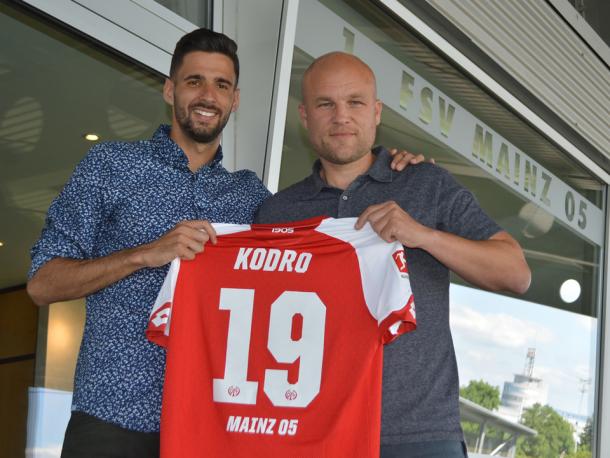 Kenan Kodro with Rouven Schröder. | Photo: 1. FSV Mainz 05.