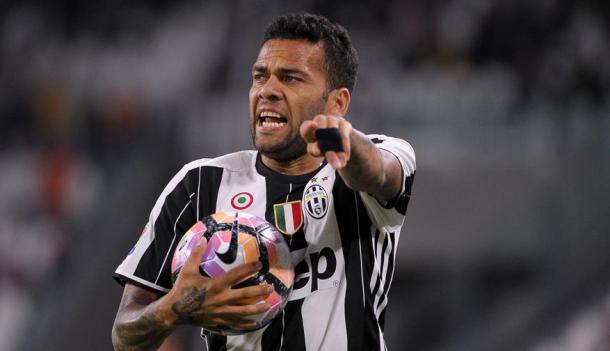 Dani Alves, 33 anni. | Fonte immagine: LaPresse via Gazzetta dello Sport