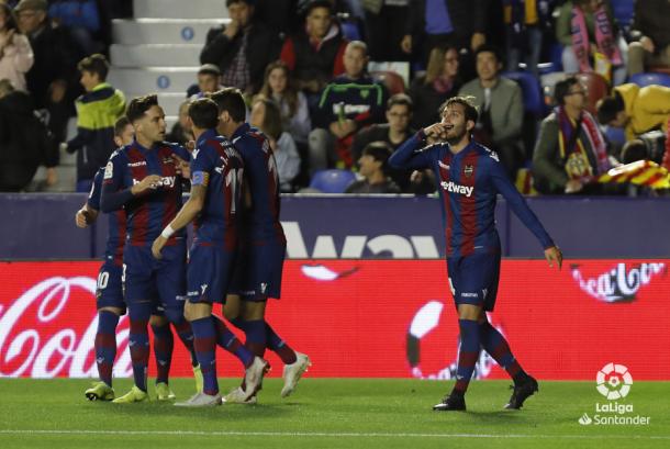 Los jugadores del Levante celebrando un gol. FOTO: LaLiga.es