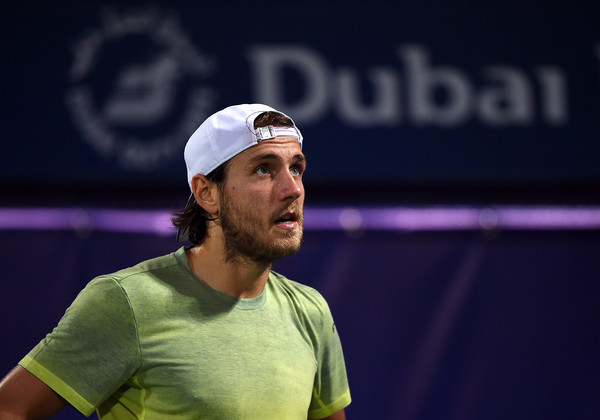 El francés Lucas Pouille en su paso por Dubai (zimbio.com)