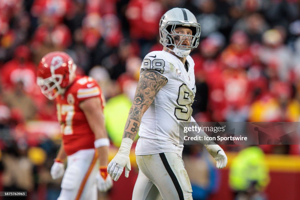 Las Vegas Raiders defensive end Maxx Crosby (98) on the field after a play during the second half against the <strong><a  data-cke-saved-href='https://www.vavel.com/en-us/nfl/2023/09/17/1156346-nfl-chiefs-back-on-track-with-win-over-jaguars.html' href='https://www.vavel.com/en-us/nfl/2023/09/17/1156346-nfl-chiefs-back-on-track-with-win-over-jaguars.html'>Kansas City</a></strong> Chiefs on December 25th, 2023 at Arrowhead Stadium in Kansas City, Missouri. (Photo by William Purnell/Icon Sportswire via Getty Images)