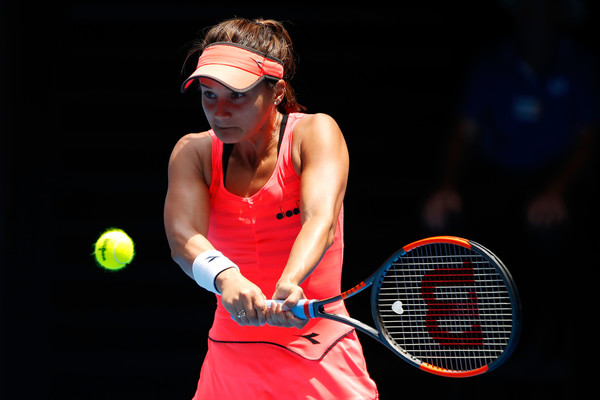 Lauren Davis in action during the match | Photo: Scott Barbour/Getty Images AsiaPac